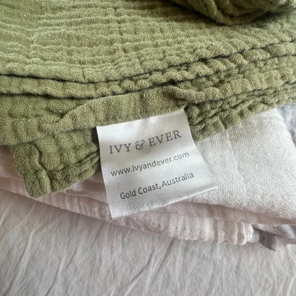 Ivy & Ever Comfy Cubs Muslin Swaddle Blanket Lot 5 Organic Cotton Bamboo Sage